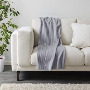 پتو مسافرتی ایکیا مدل VITMOSSA سایز 120×160 سانتیمتر